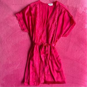Vanity Fair Vintage Hot Pink Lace  Silky Robe and Slip